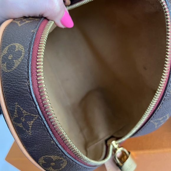 Louis Vuitton Boite Chapeau Souple MM - Picture 14 of 16